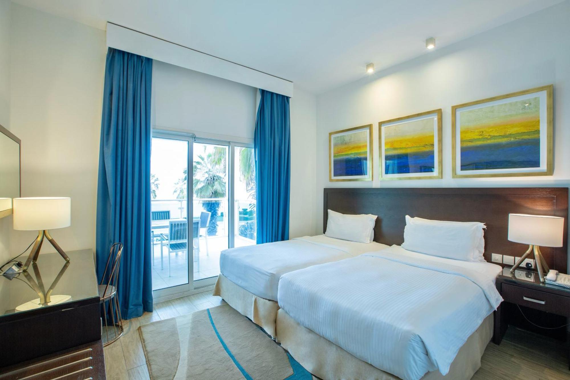 Radisson Blu Resort, Fujairah Buitenkant foto Deluxe room
