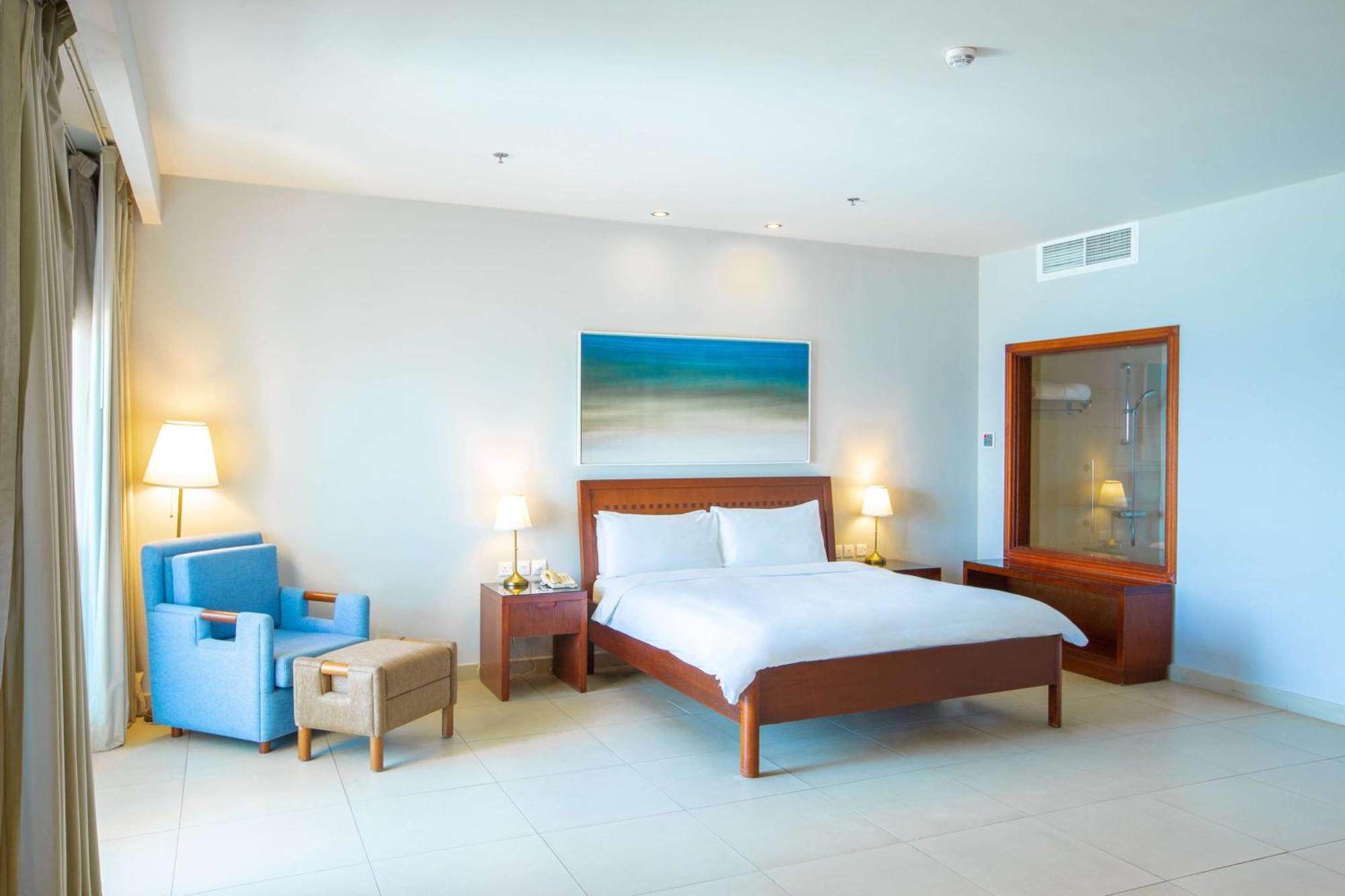 Radisson Blu Resort, Fujairah Buitenkant foto A bedroom at the resort